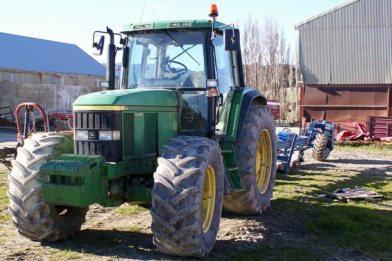 John Deere 6910 Tractor. | Flickr - Photo Sharing!