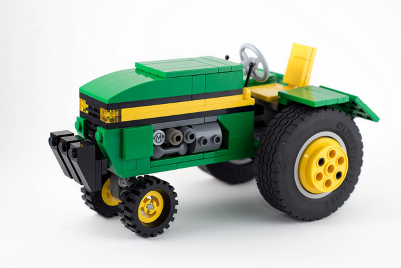 LEGO John Deere Tractor | Flickr - Photo Sharing!