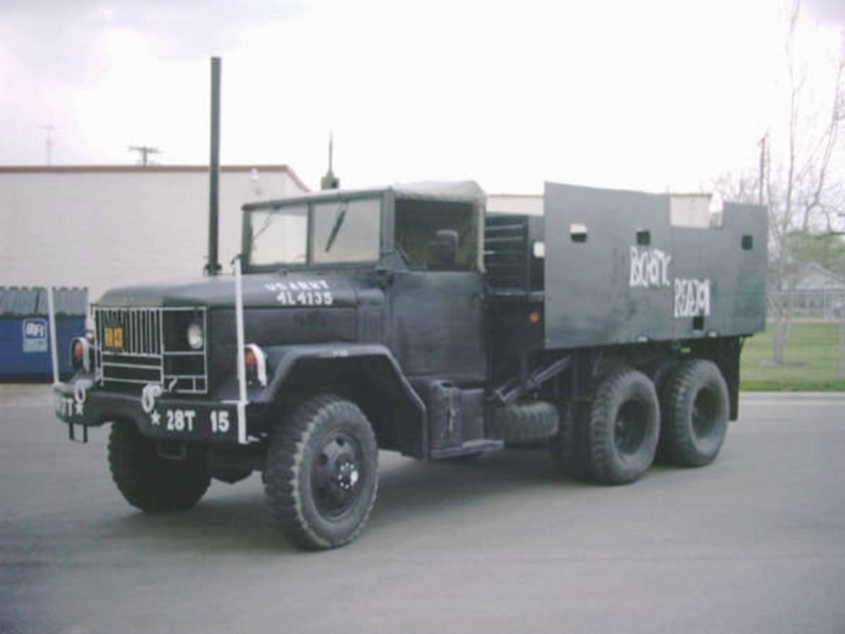 Ford Cargo 815e Information - iAppSofts.