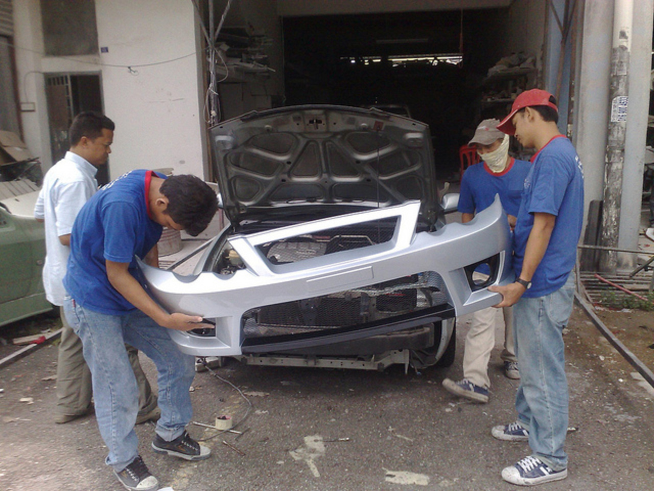 Installation of Kia Spectra RS Bumper | Flickr - Photo Sharing!