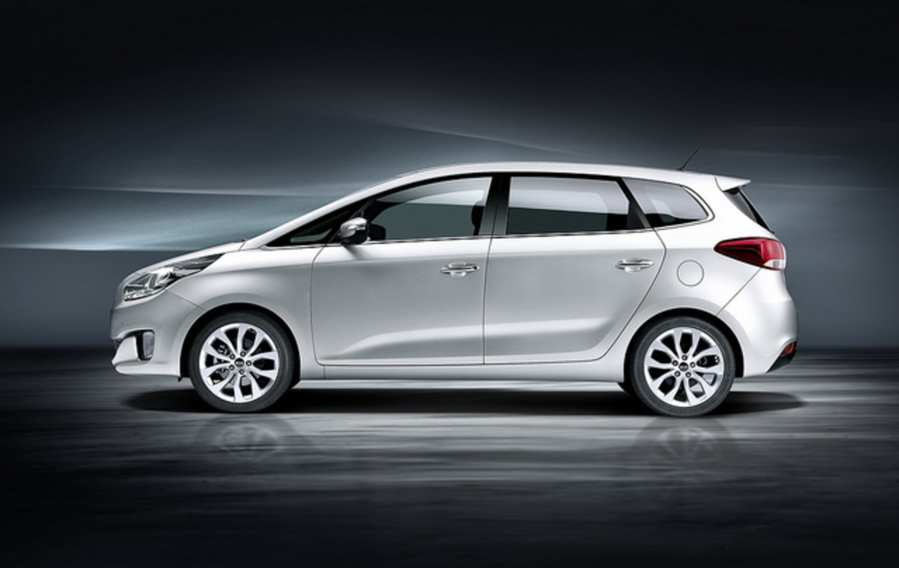 All-new Kia Carens (side) | Flickr - Photo Sharing!
