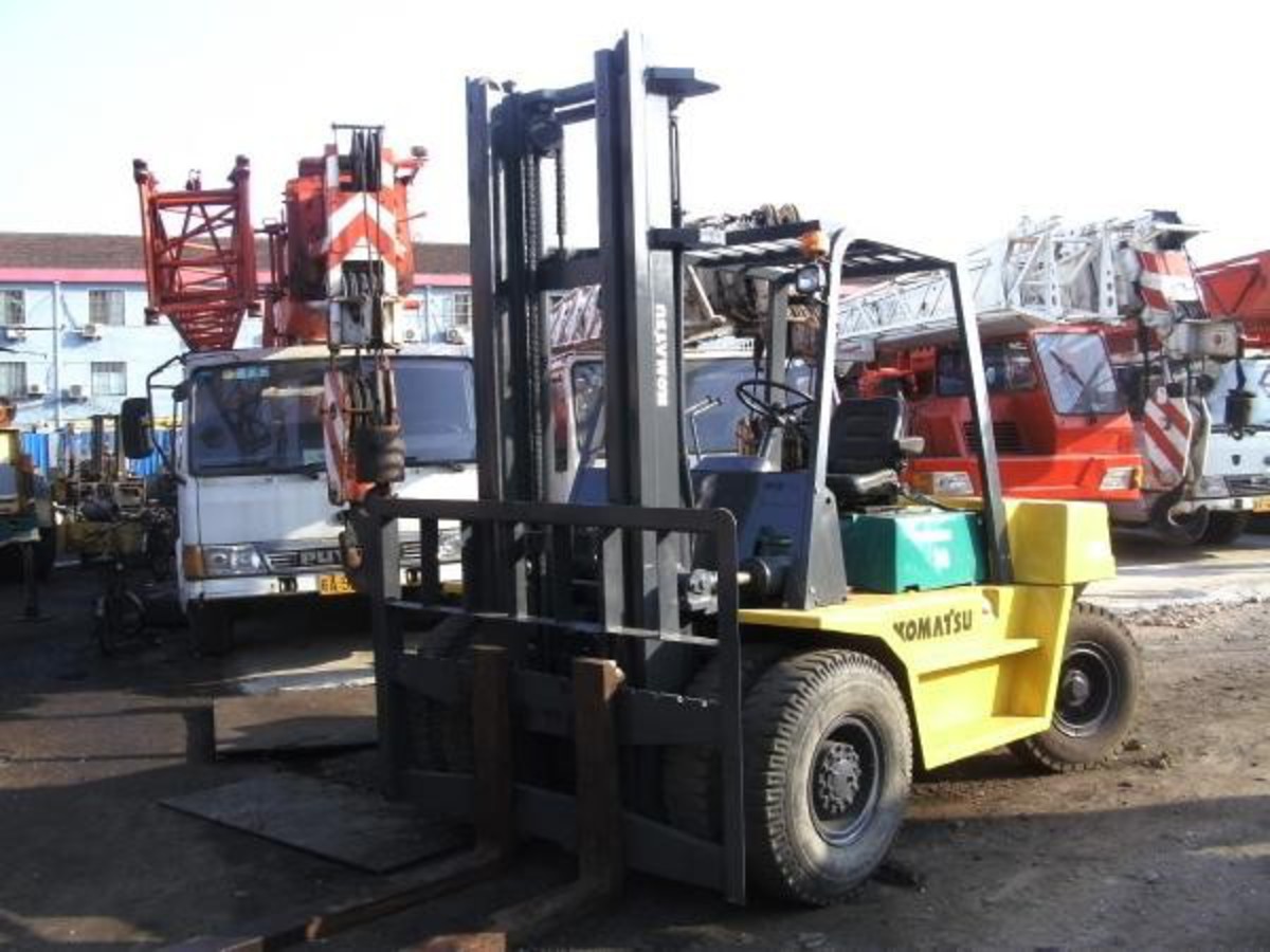 Used 80 ton machines for sale. Find Doepker, Broderson and more.