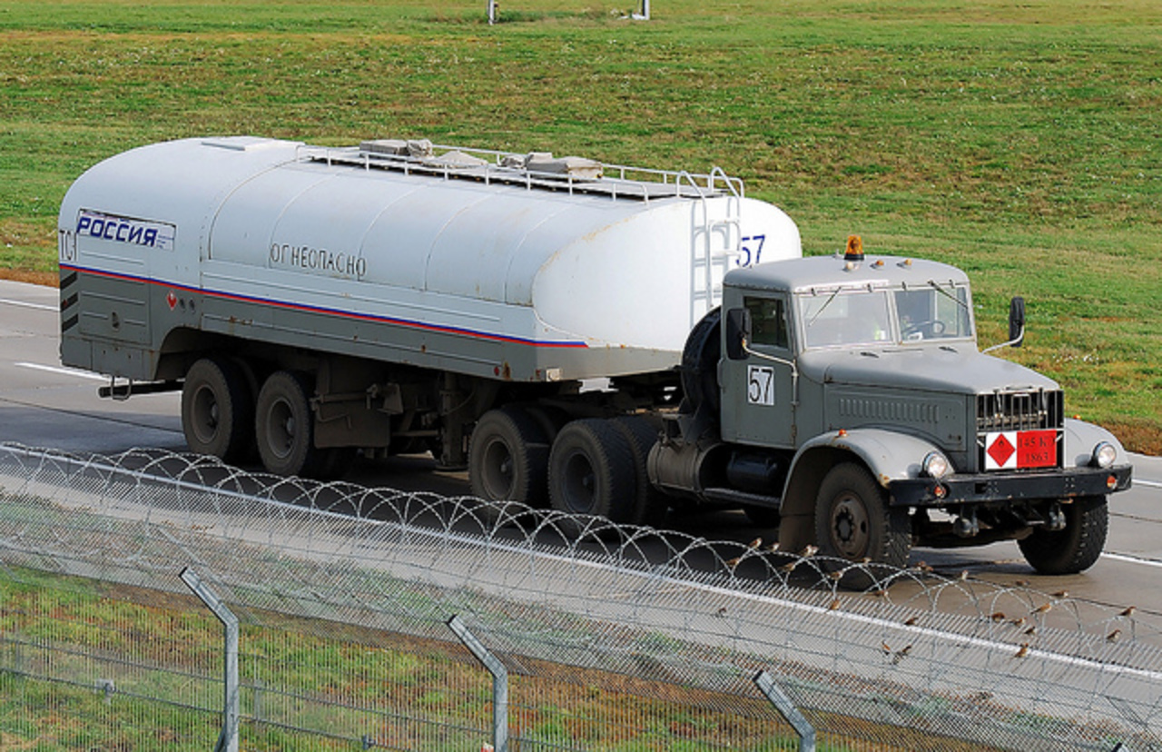 Tanker KRAZ-258B-TZ22 | Flickr - Photo Sharing!