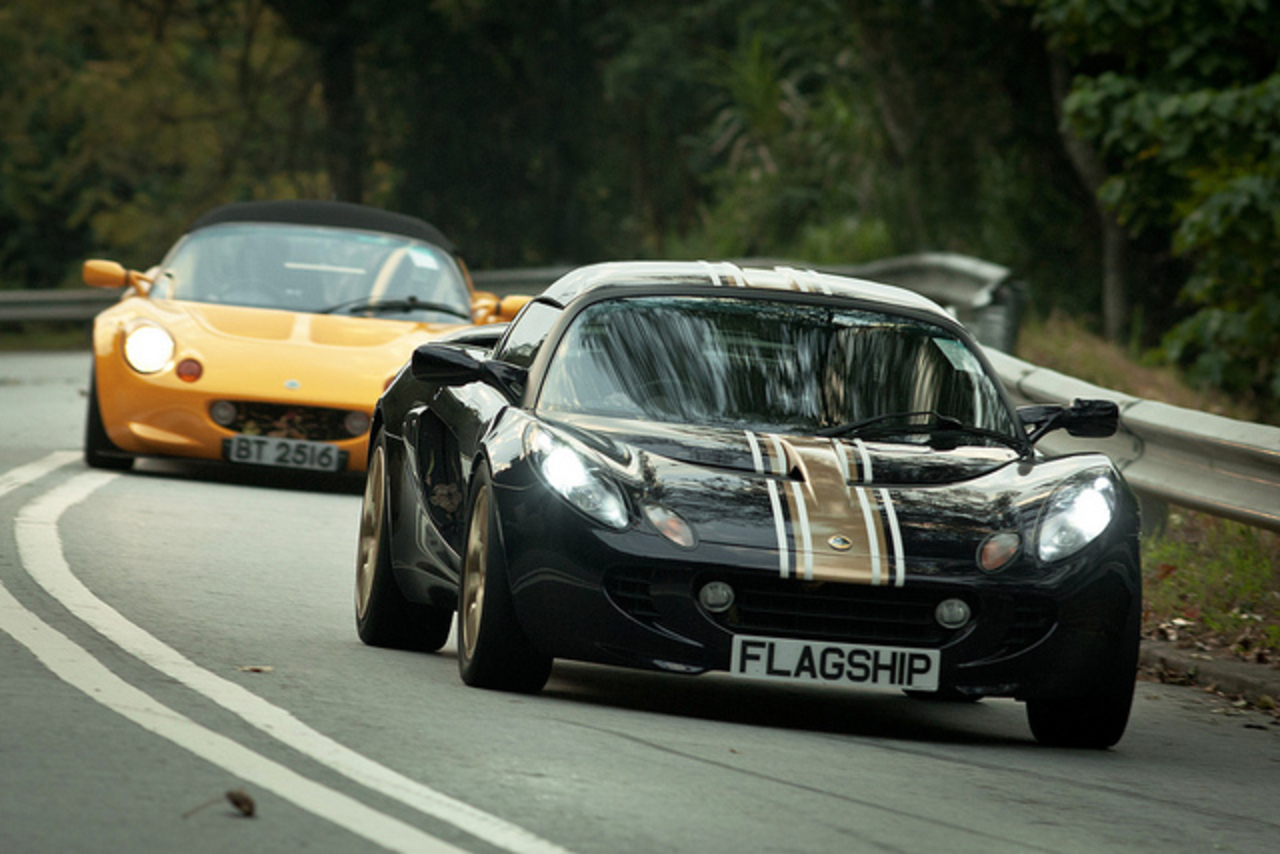 Lotus Elise S2 and S1 | Flickr - Photo Sharing!