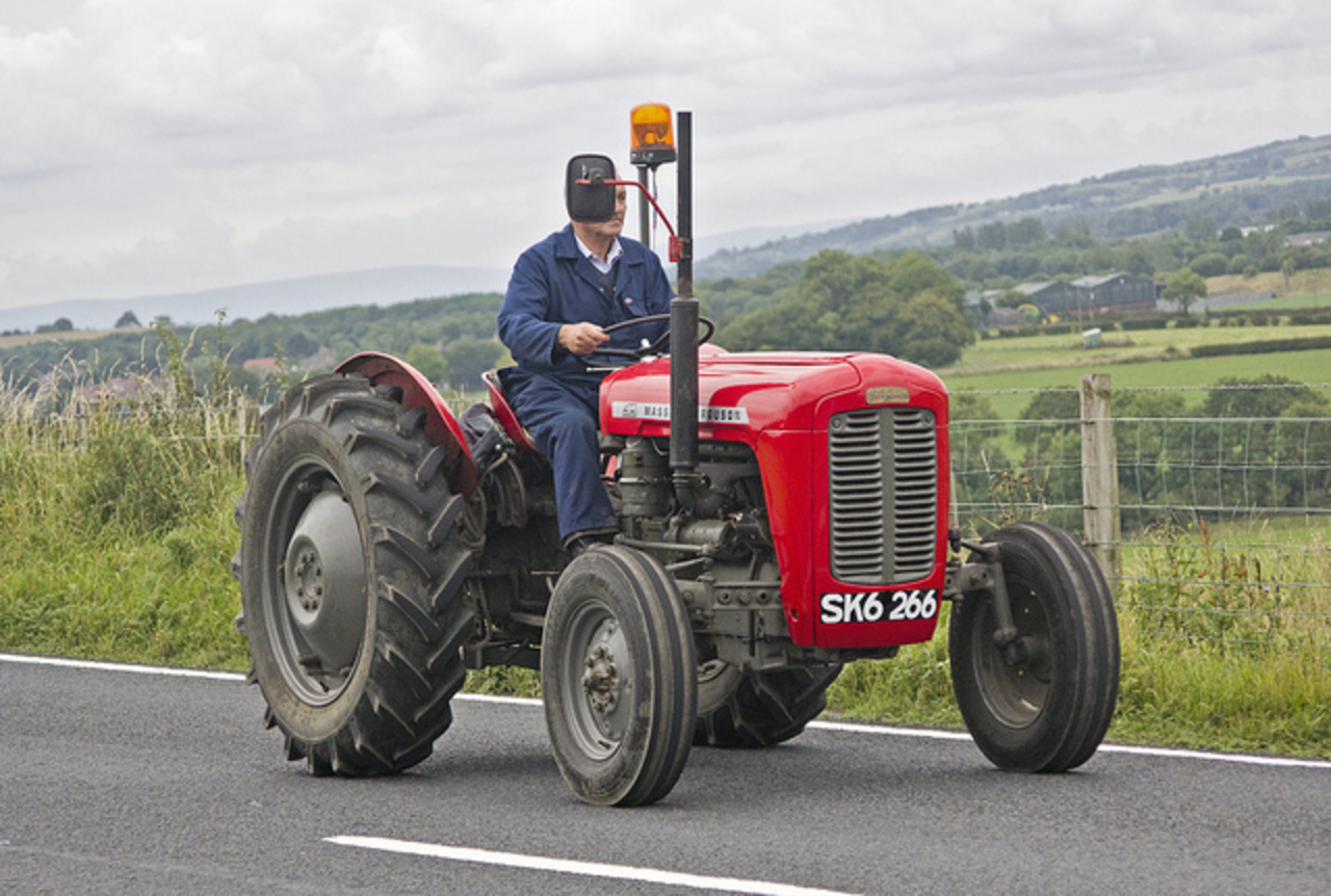 SK6266 Massey Ferguson 35 Tractor | Flickr - Photo Sharing!