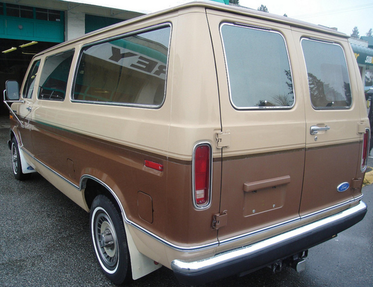 1990 Ford Club Wagon XLT | Flickr - Photo Sharing!