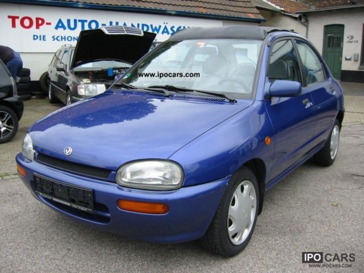 1995 Mazda 121 1.3i 16V Ginza, leather, soft top - Car Photo and Specs