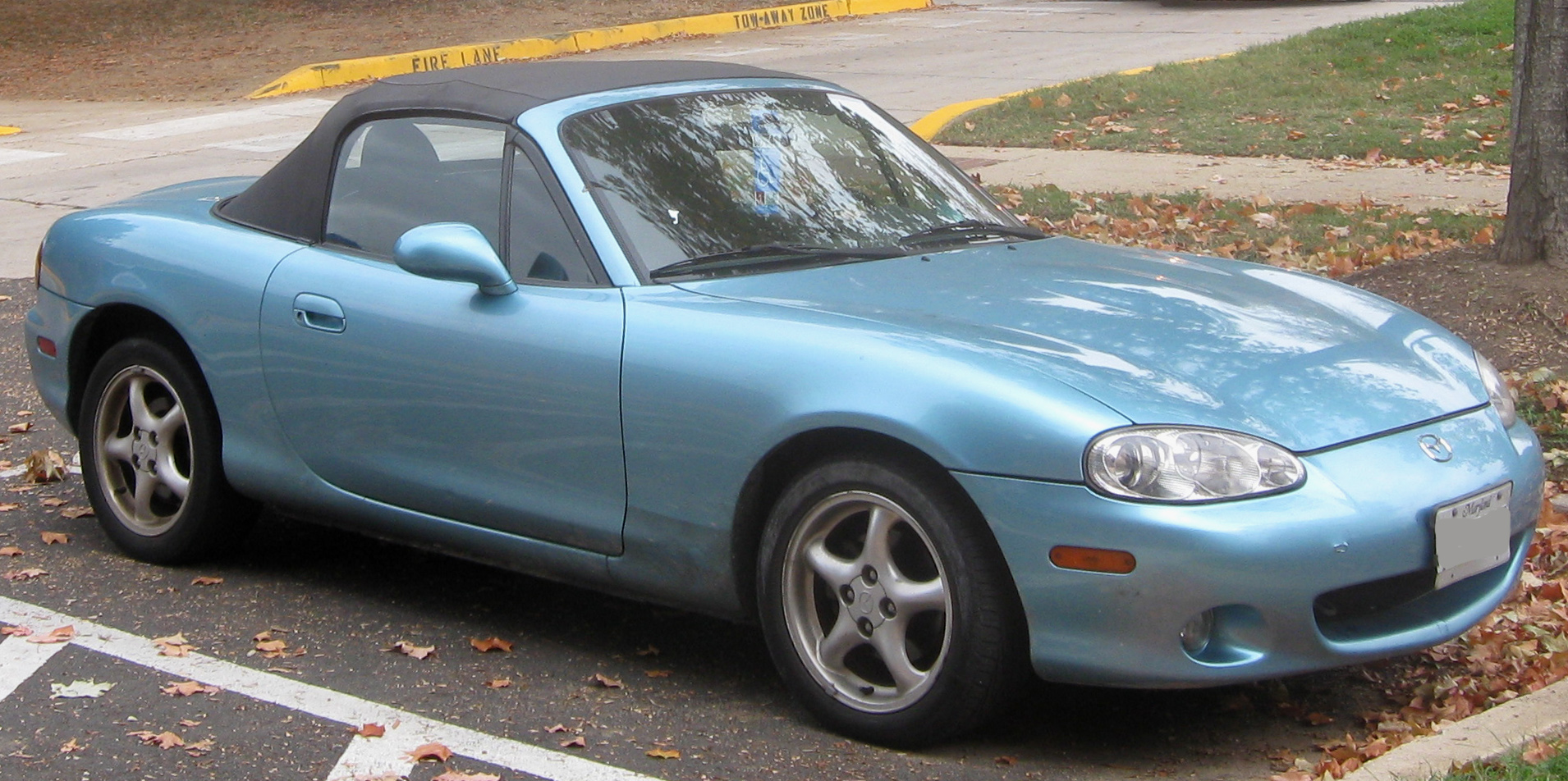 File:2nd Mazda MX-5 Miata.jpg - Wikimedia Commons