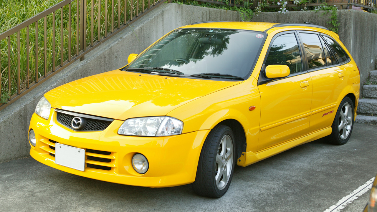 File:Mazda Familia S-Wagon 001.jpg - Wikimedia Commons