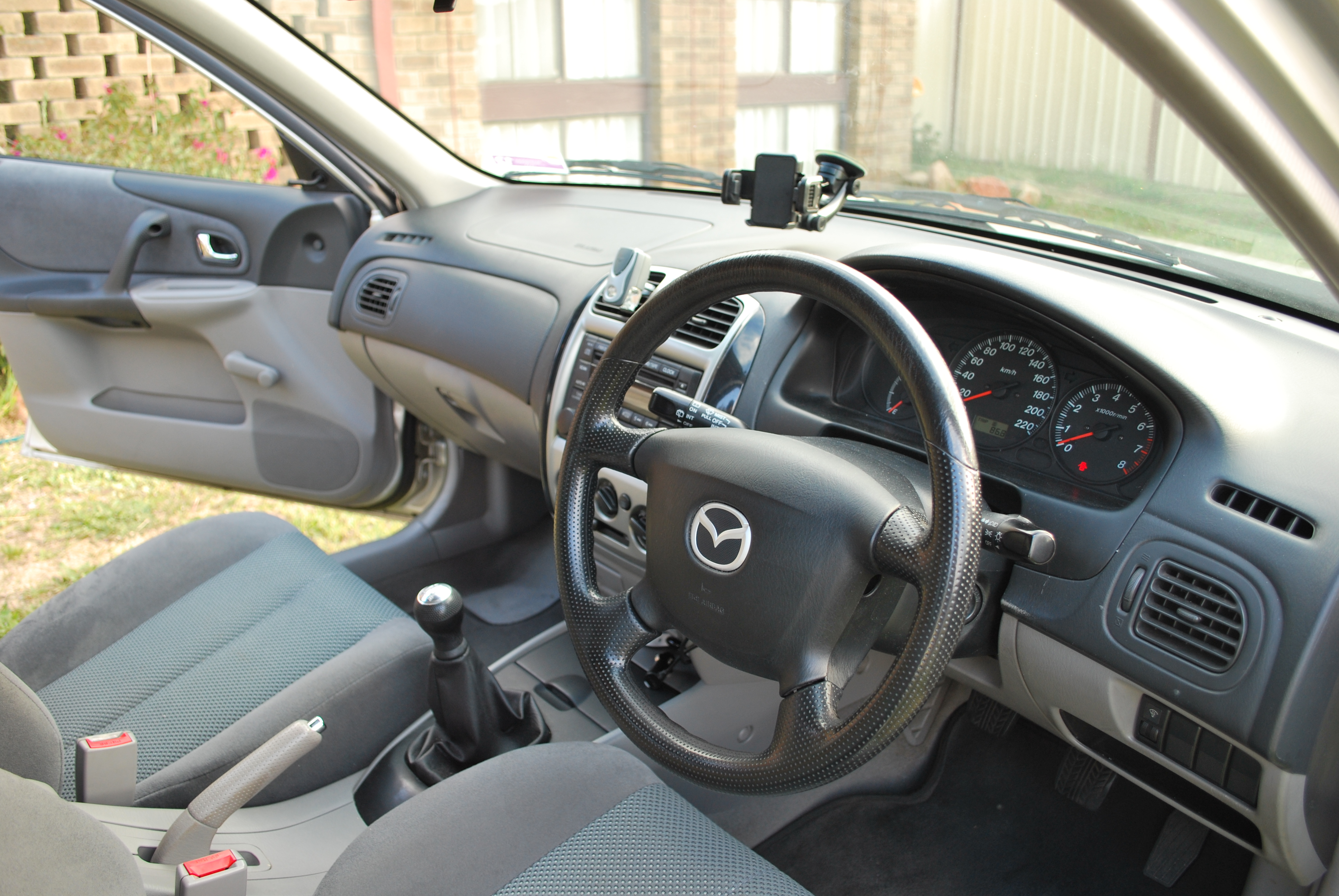 Mazda 323 Astina | Flickr - Photo Sharing!