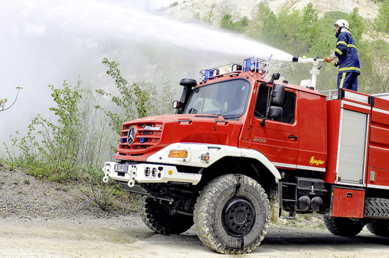 Mercedes Zetros Fire Truck