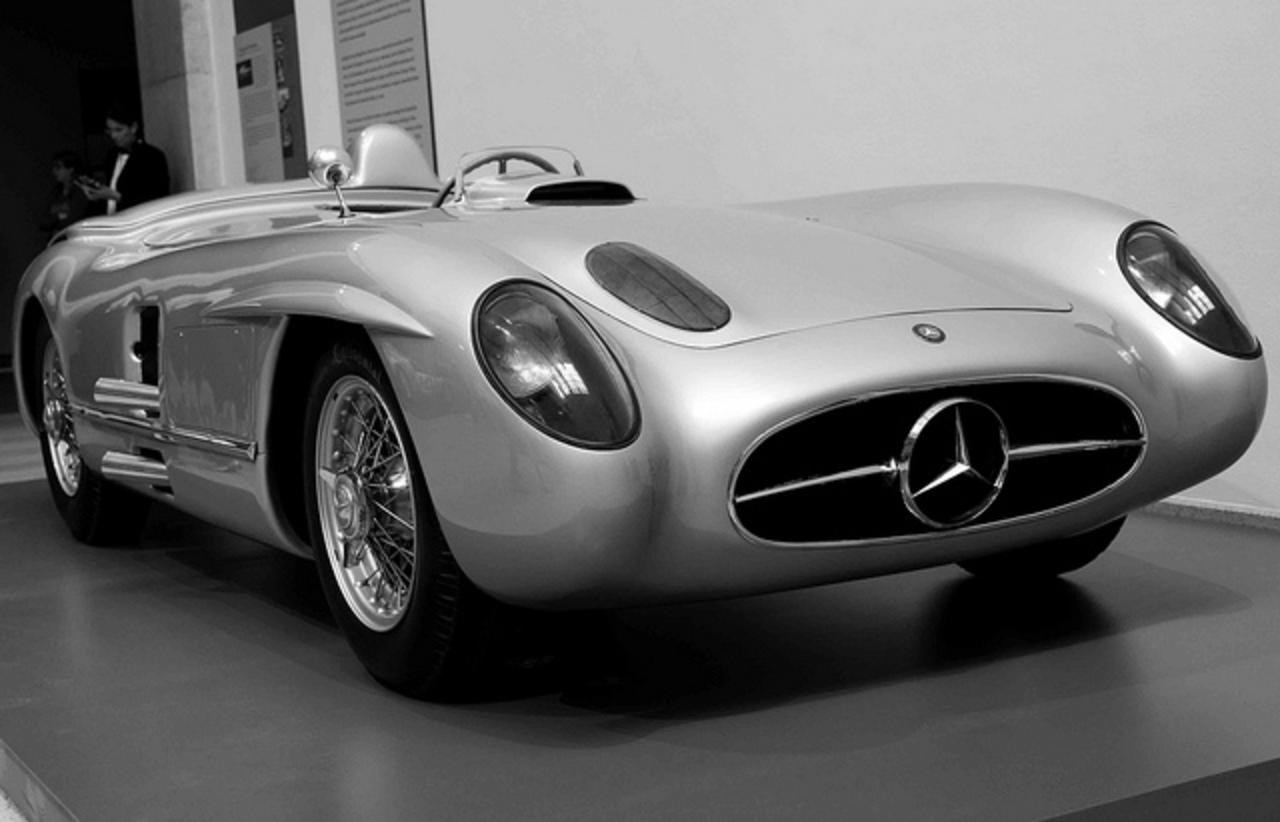 Mercedes Benz 300 SLR 1955 двигатель