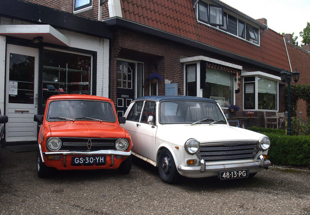 Mini Clubman and Morris 1300 | Flickr - Photo Sharing!