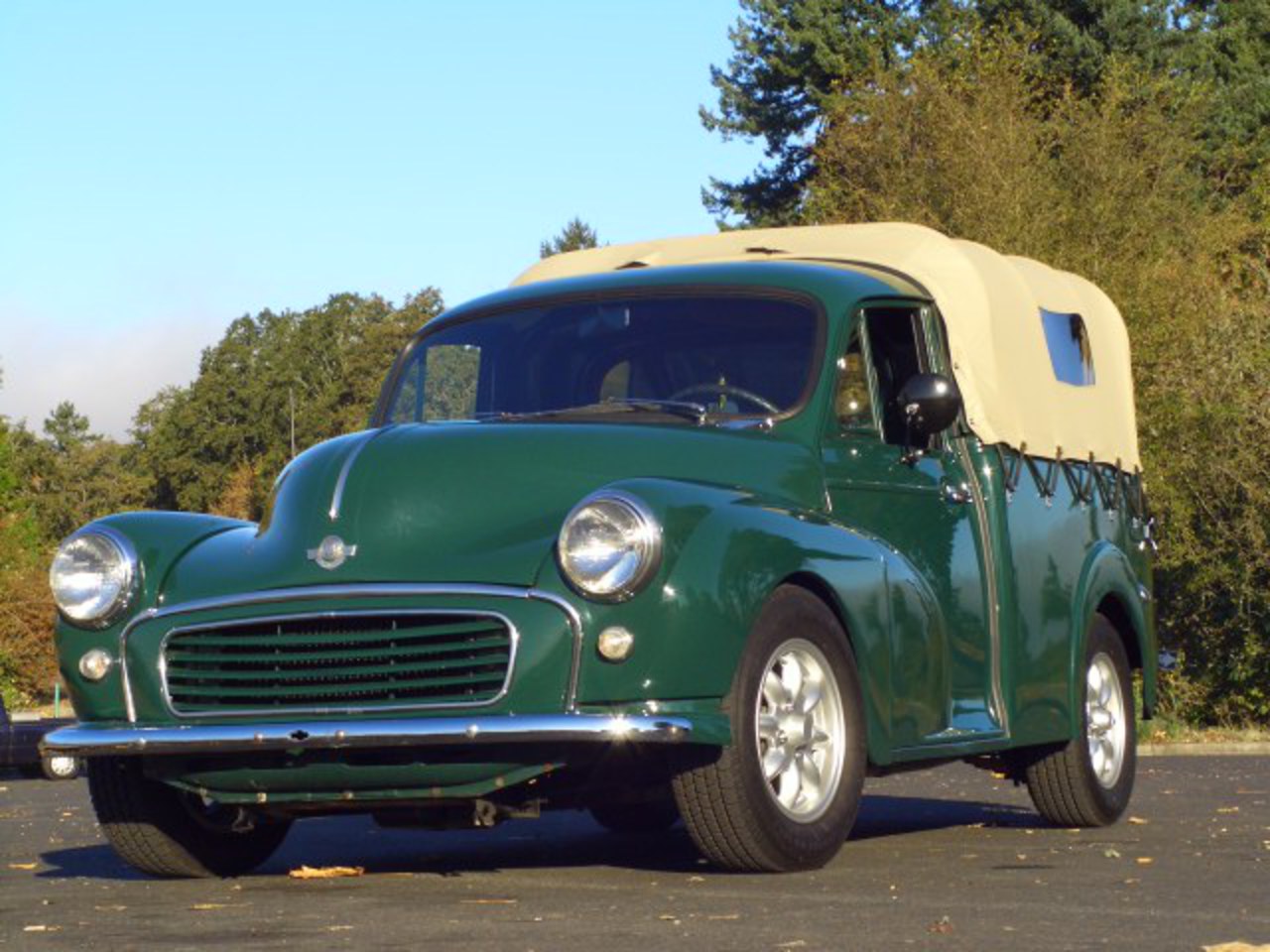 Morris minor cab. Best photos and information of modification.