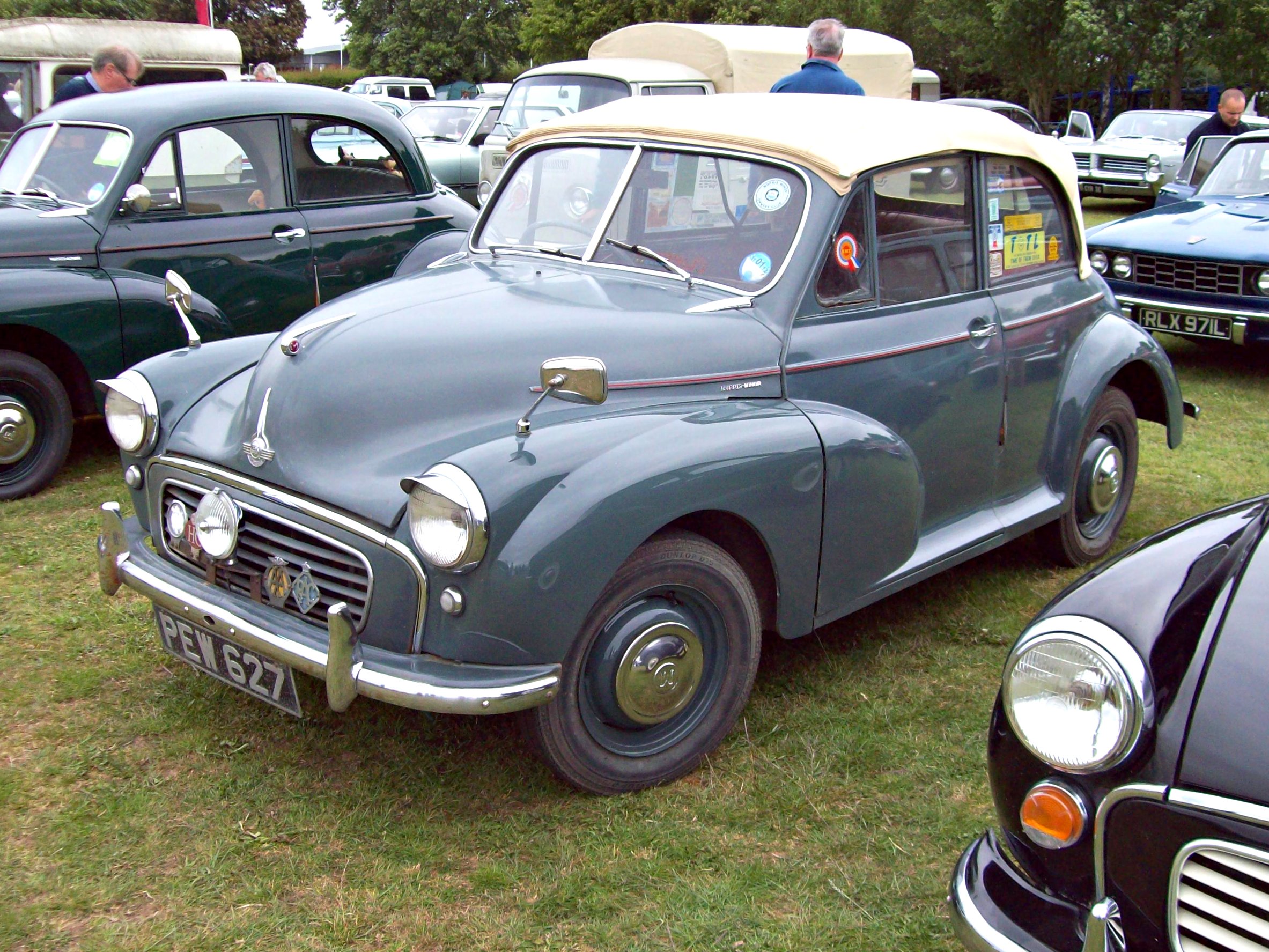 316 Morris Minor Convertible (1956) | Flickr - Photo Sharing!