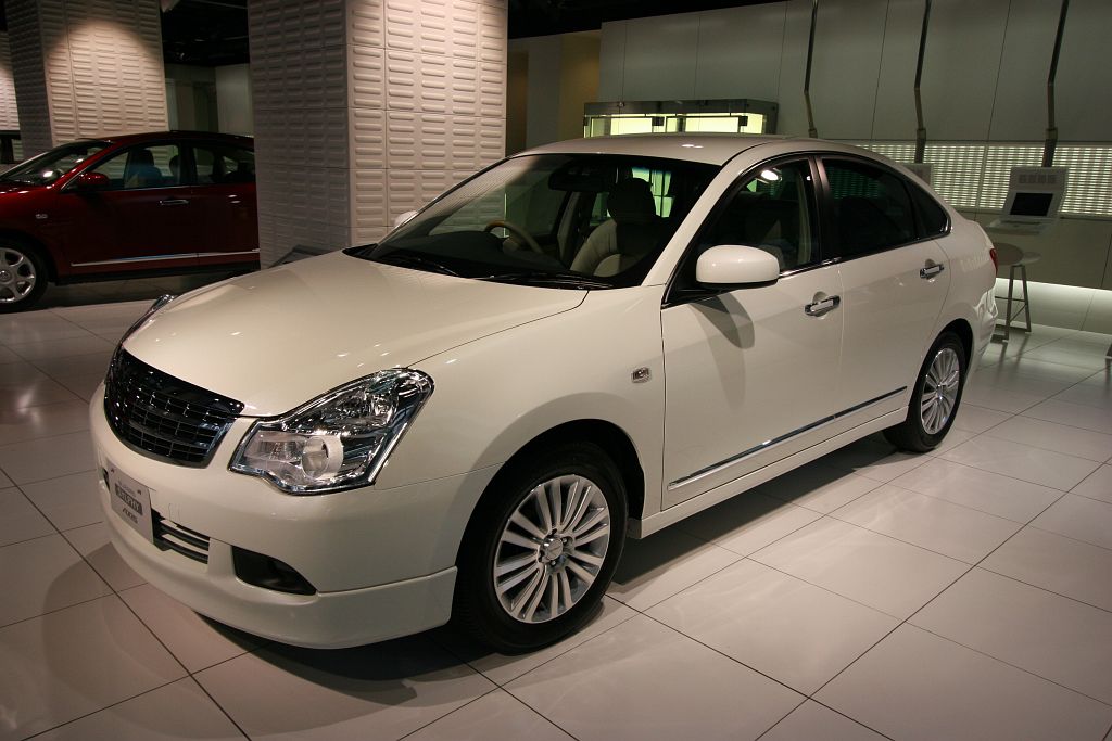 NISSAN BLUEBIRD SYLPHY AXIS | Flickr - Photo Sharing!