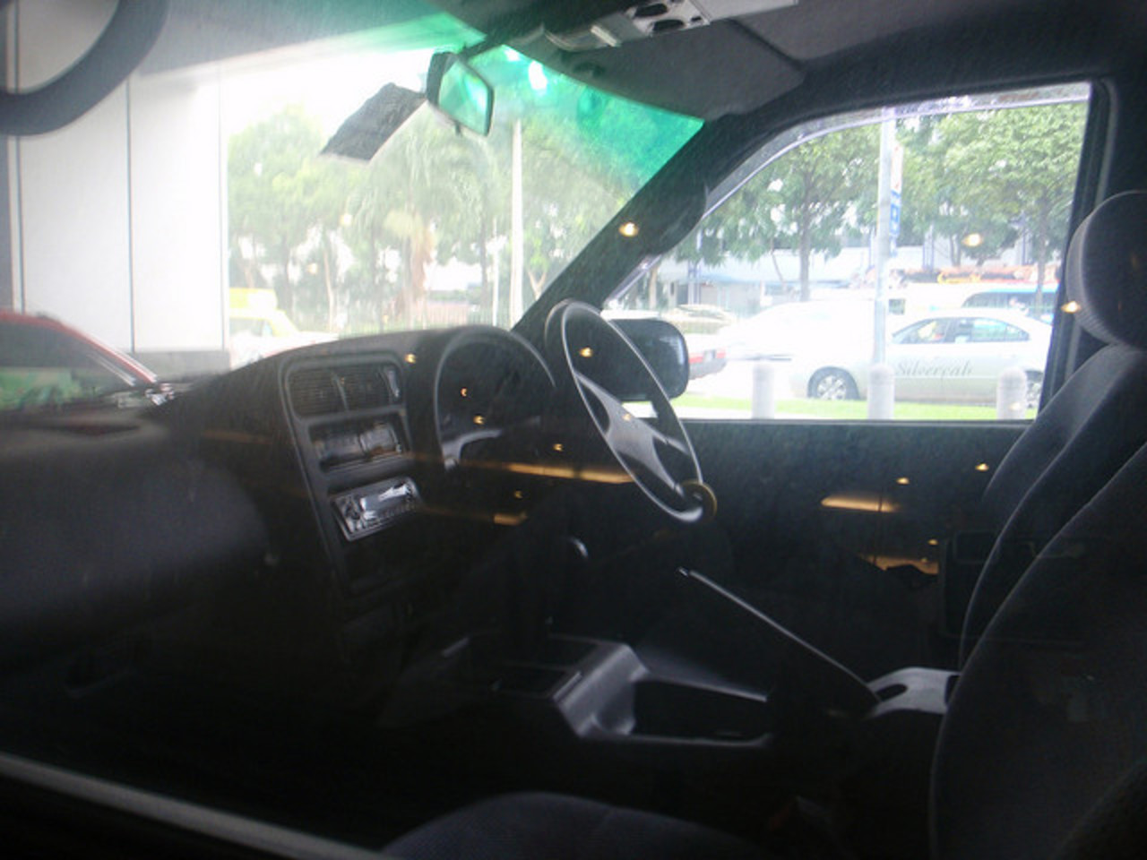 Nissan Serena MkI C23 interior | Flickr - Photo Sharing!