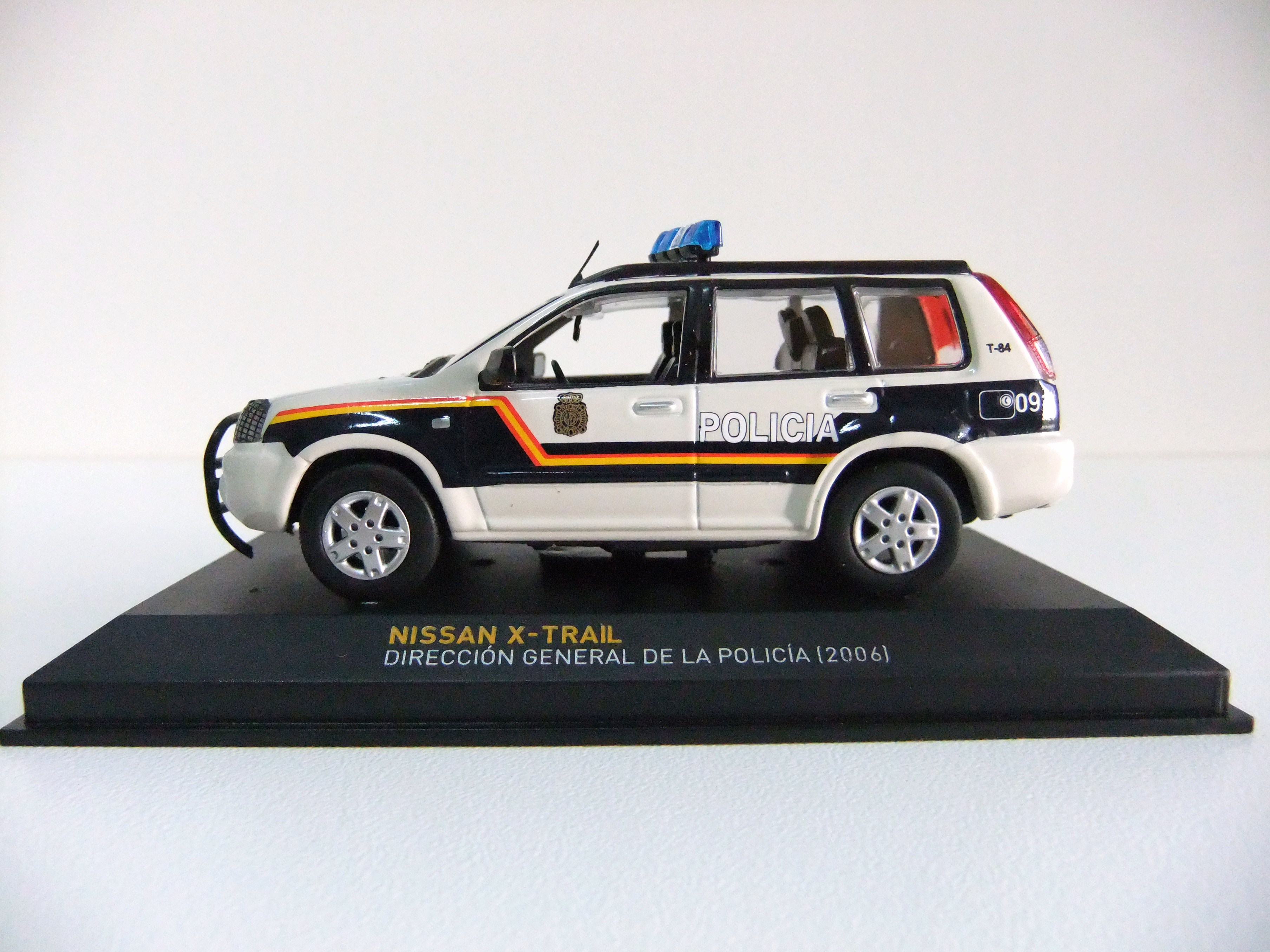 NISSAN X-TRAIL / DIRECCION GENERAL DE LA POLICIA (2006) - ALTAYA ...
