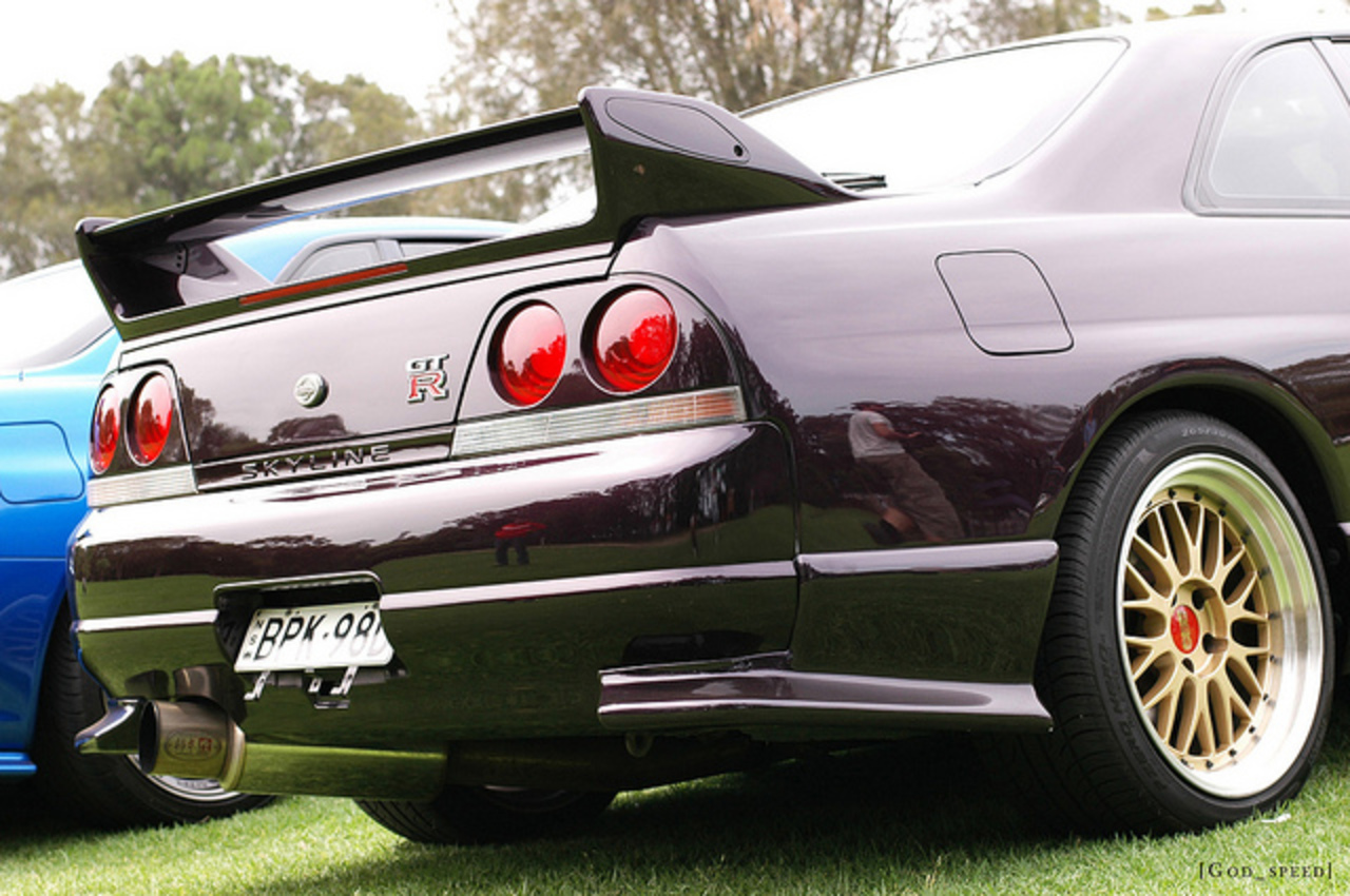 Nissan Skyline R33 GT-R in Midnight Purple | Flickr - Photo Sharing!
