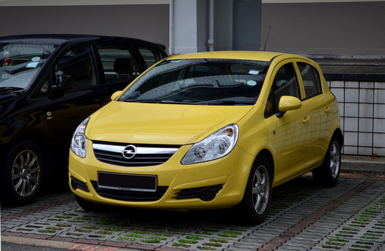 Opel Corsa D 1.4 | Flickr - Photo Sharing!
