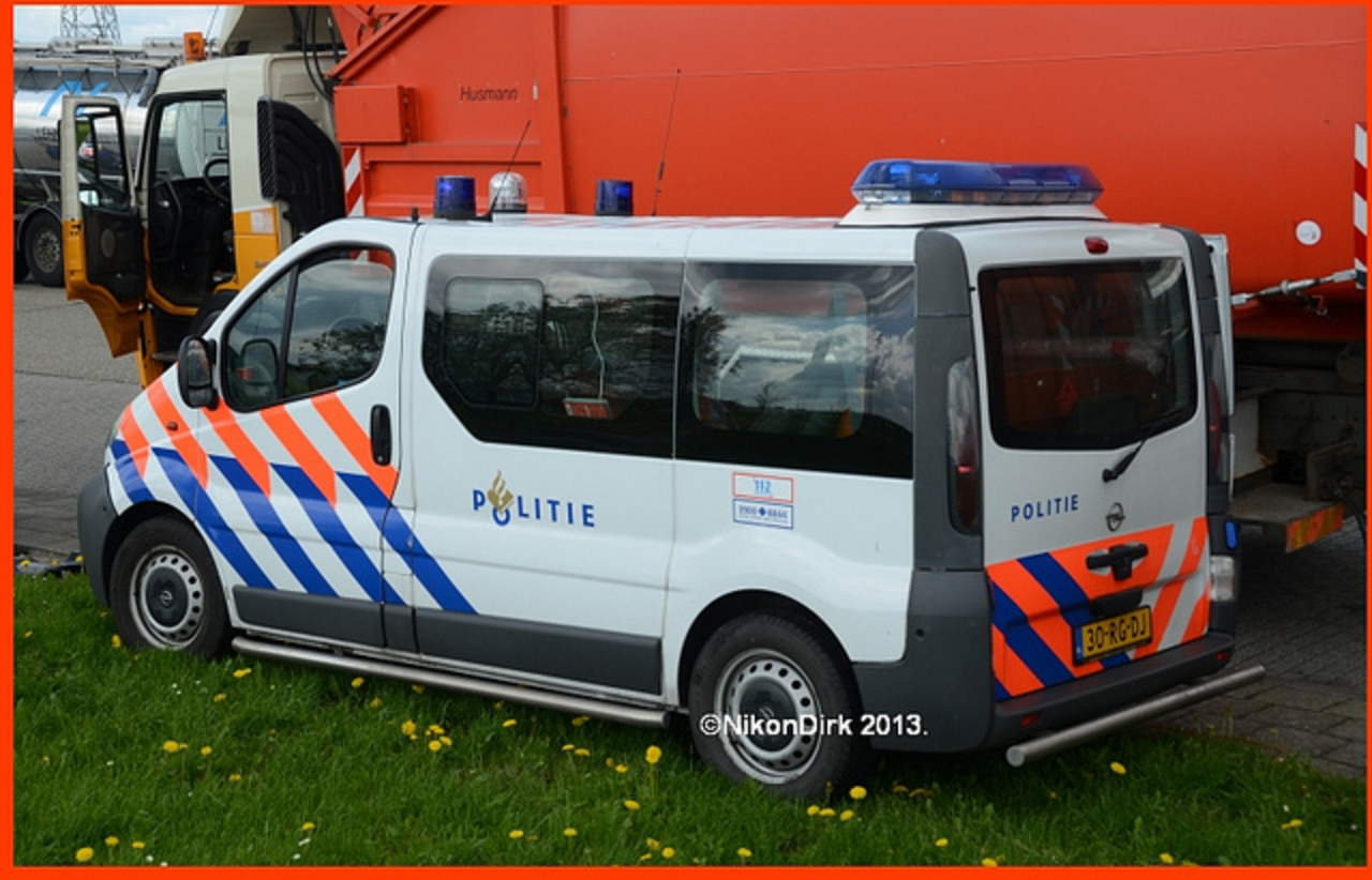 Dutch Police Opel Vivaro. | Flickr - Photo Sharing!