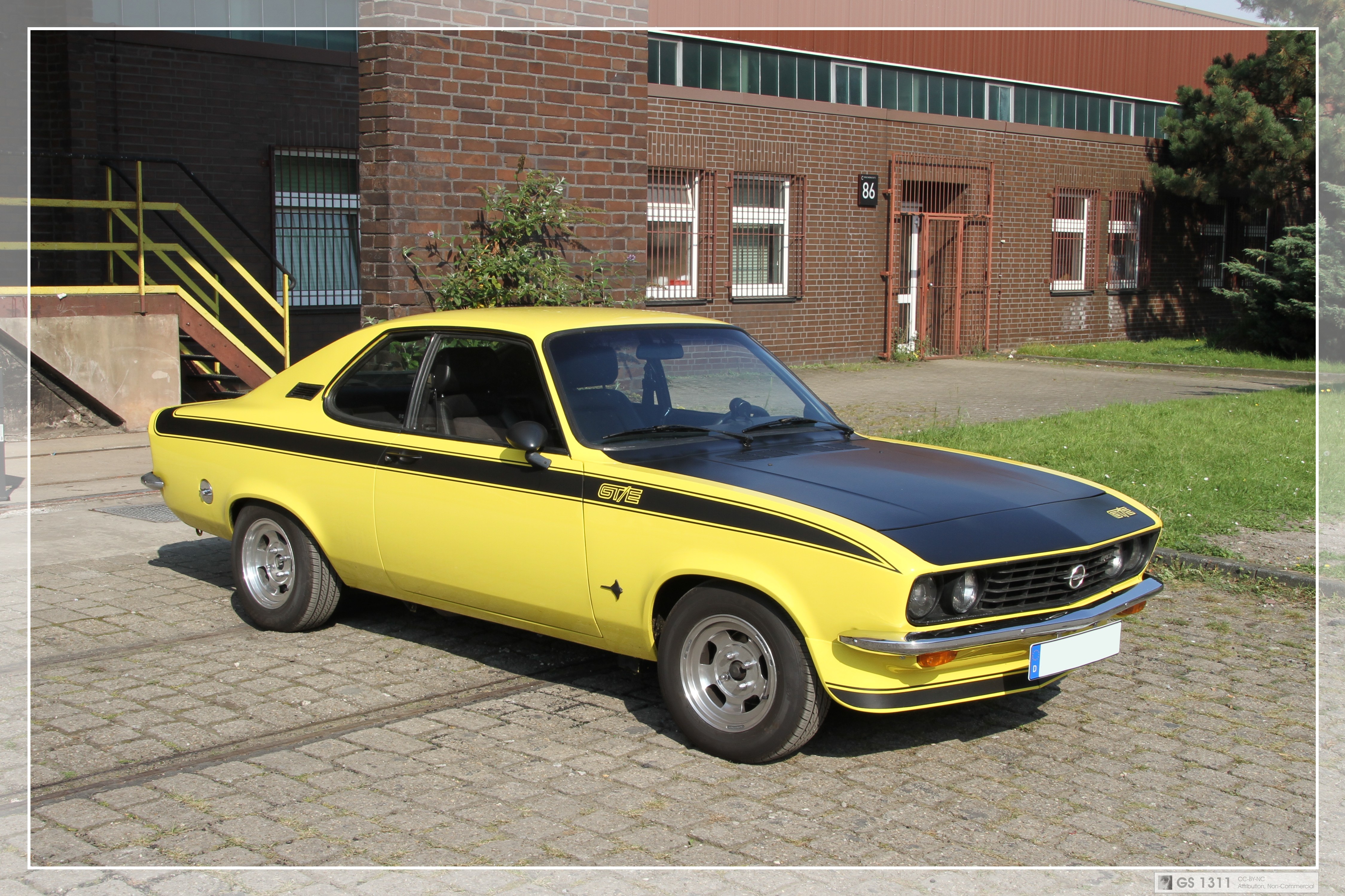 1974 - 1975 Opel Manta A GT/E (04) | Flickr - Photo Sharing!
