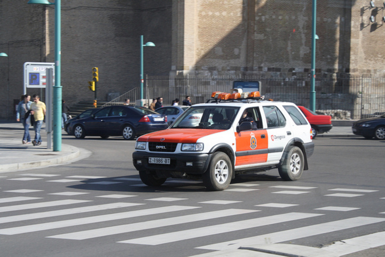 ProtecciÃ³n Civil Zaragoza. Opel Frontera | Flickr - Photo Sharing!