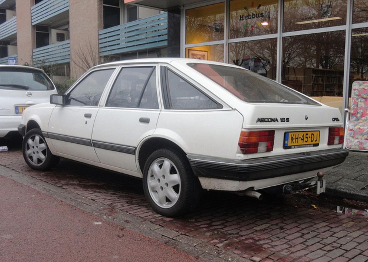 Opel Ascona C 1.6S 14-10-1983 KH-45-DJ | Flickr - Photo Sharing!
