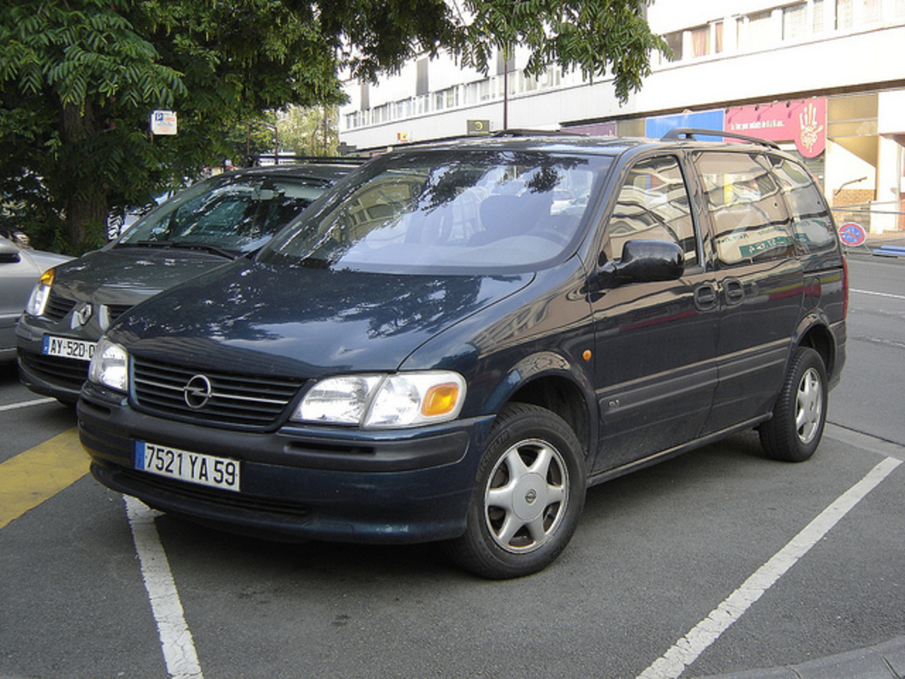 Lille: 1997 Opel Sintra | Flickr - Photo Sharing!