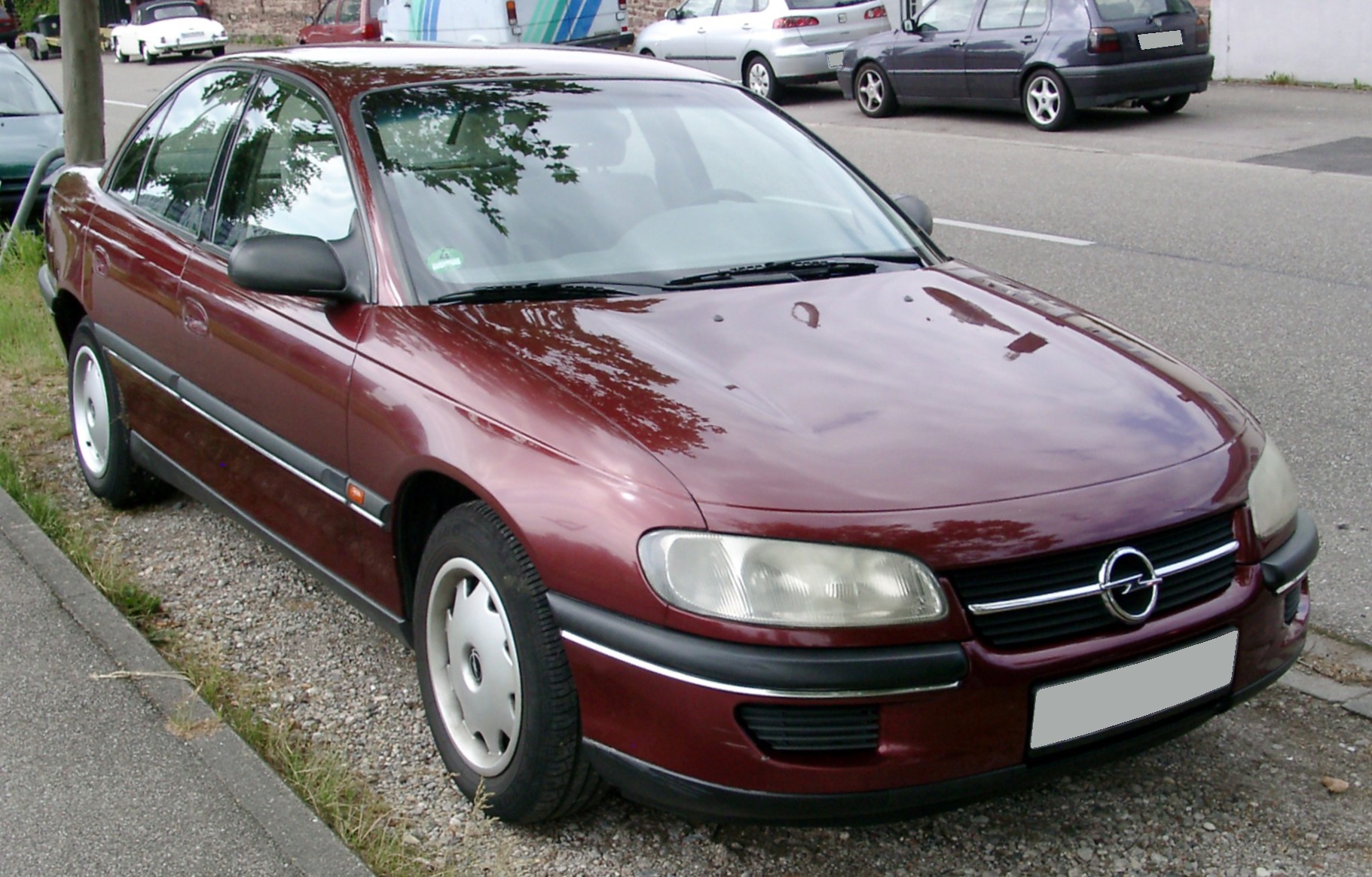 File:Opel Omega B front 20080625.jpg - Wikimedia Commons
