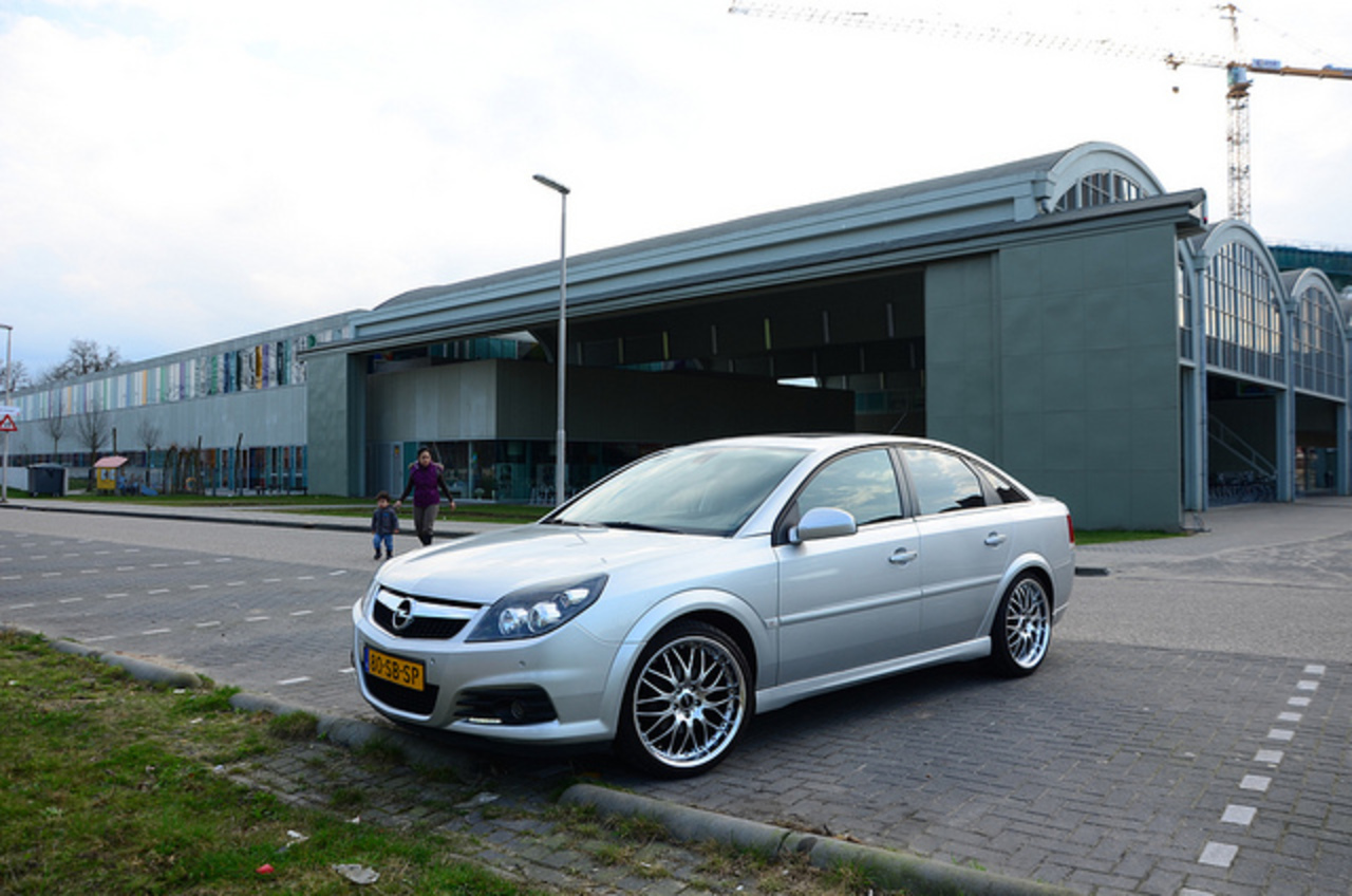 Opel Vectra GTS | Flickr - Photo Sharing!