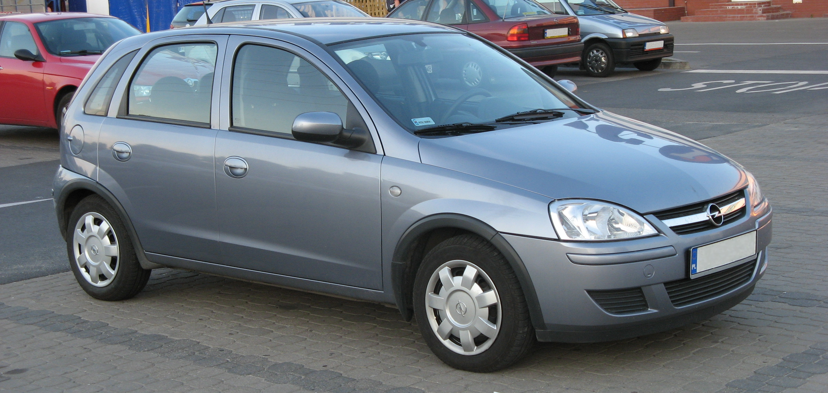 File:Opel Corsa C 5-door.png - Wikimedia Commons