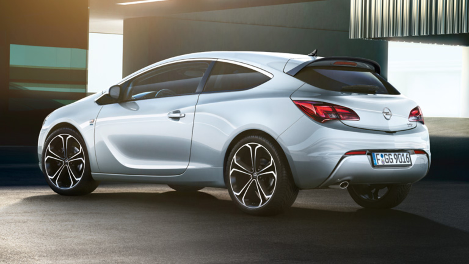 Opel Astra GTC: compact class car with many variants - Opel Australia
