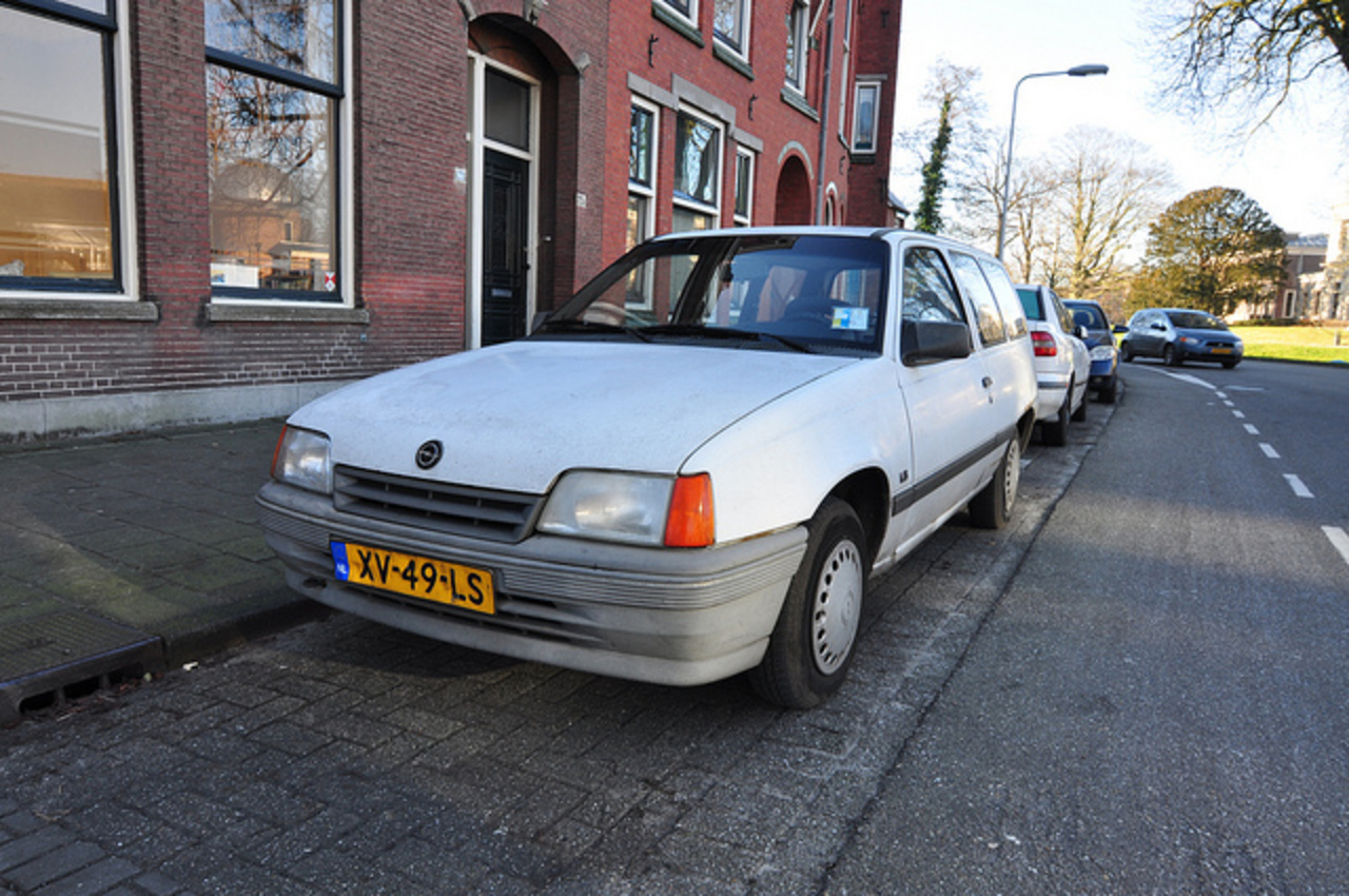 1989 Opel Kadett Caravan 1.6 | Flickr - Photo Sharing!