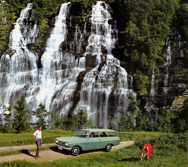 1966 Opel Rekord Caravan | Flickr - Photo Sharing!