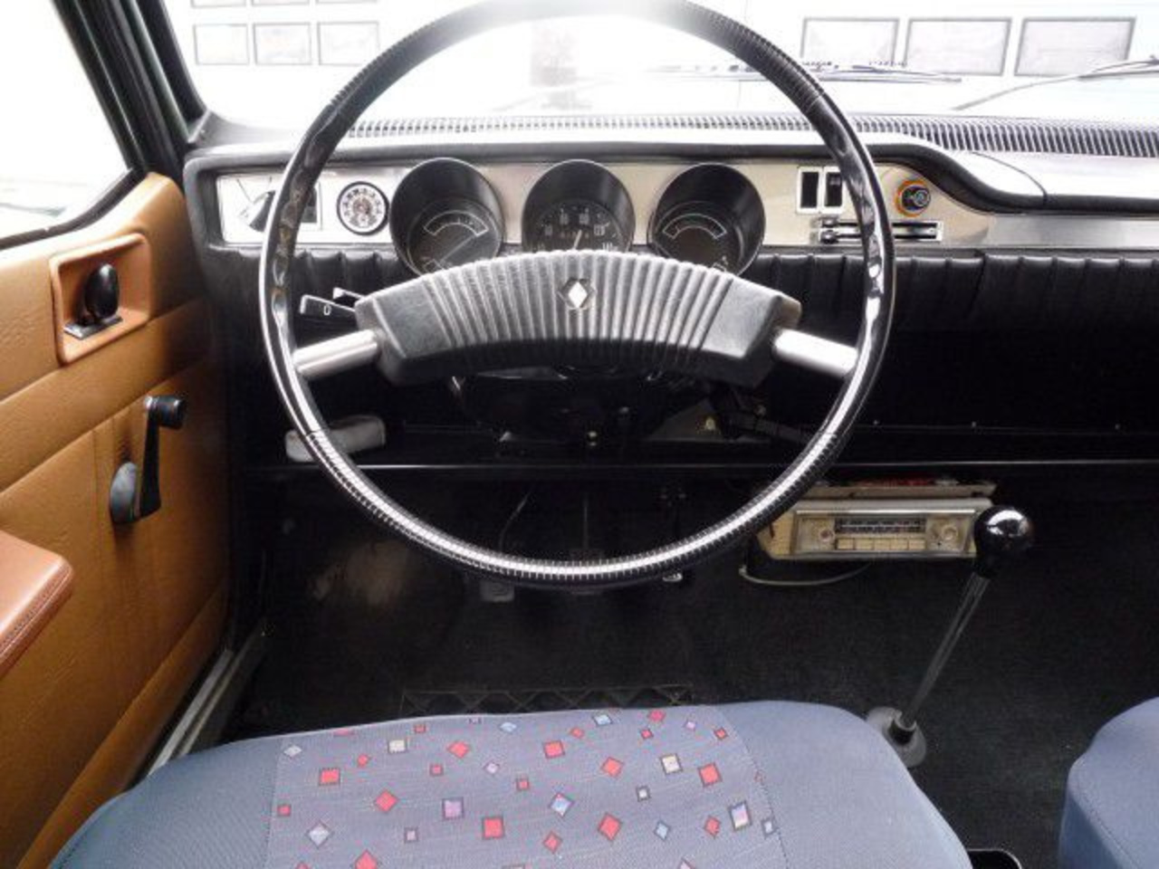 1972 Renault 12 - TL inside | Flickr - Photo Sharing!