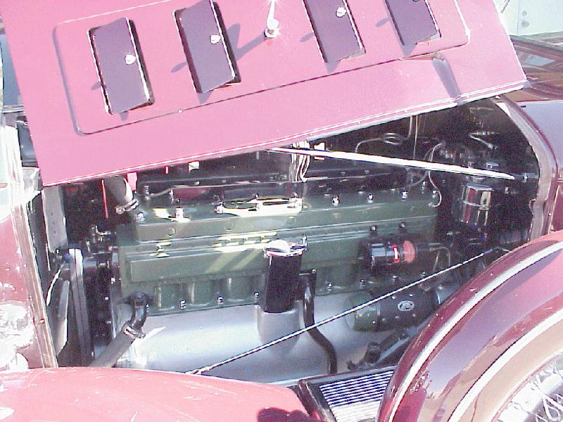 Packard Super Deluxe Eight 4dr Sedan