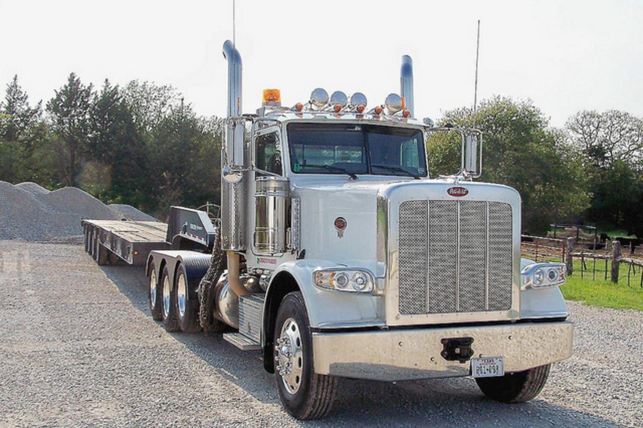 Flickr: The PETERBILT TRUCKS FROM ALL AROUND THE WORLD Pool