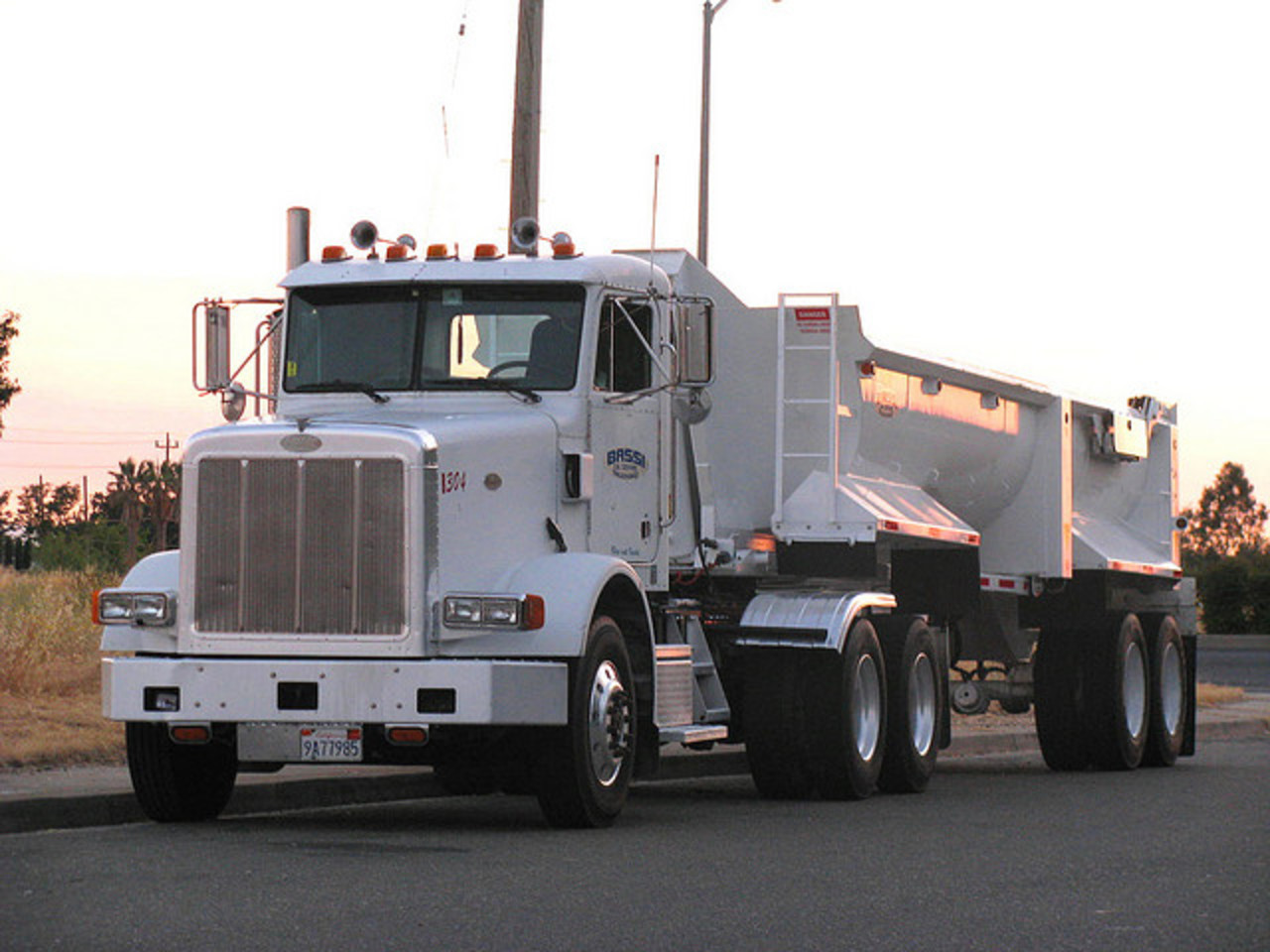 Peterbilt trucks - a gallery on Flickr