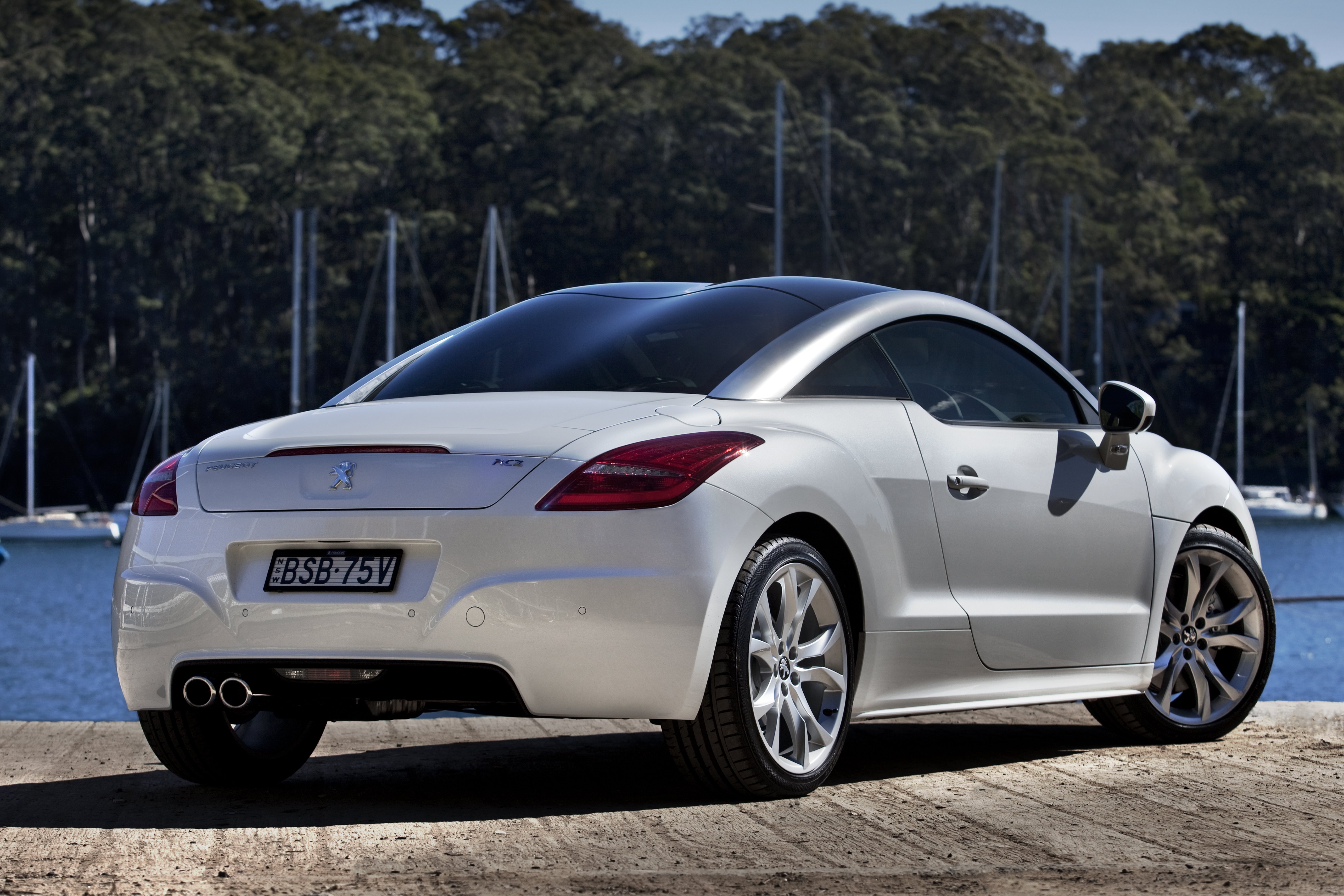 Peugeot RCZ