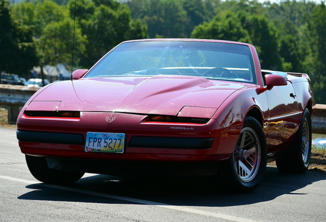 Pontiac firebird 3 gen