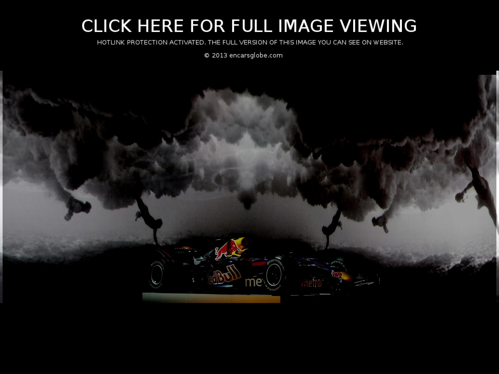 Red Bull Red Bull-Renault F1 Photo Gallery: Photo #06 out of 11 ...