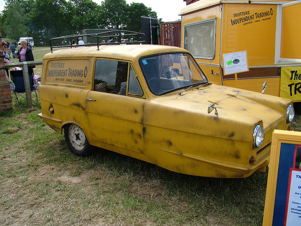 Delboy's Reliant Regal Supervan | Flickr - Photo Sharing!