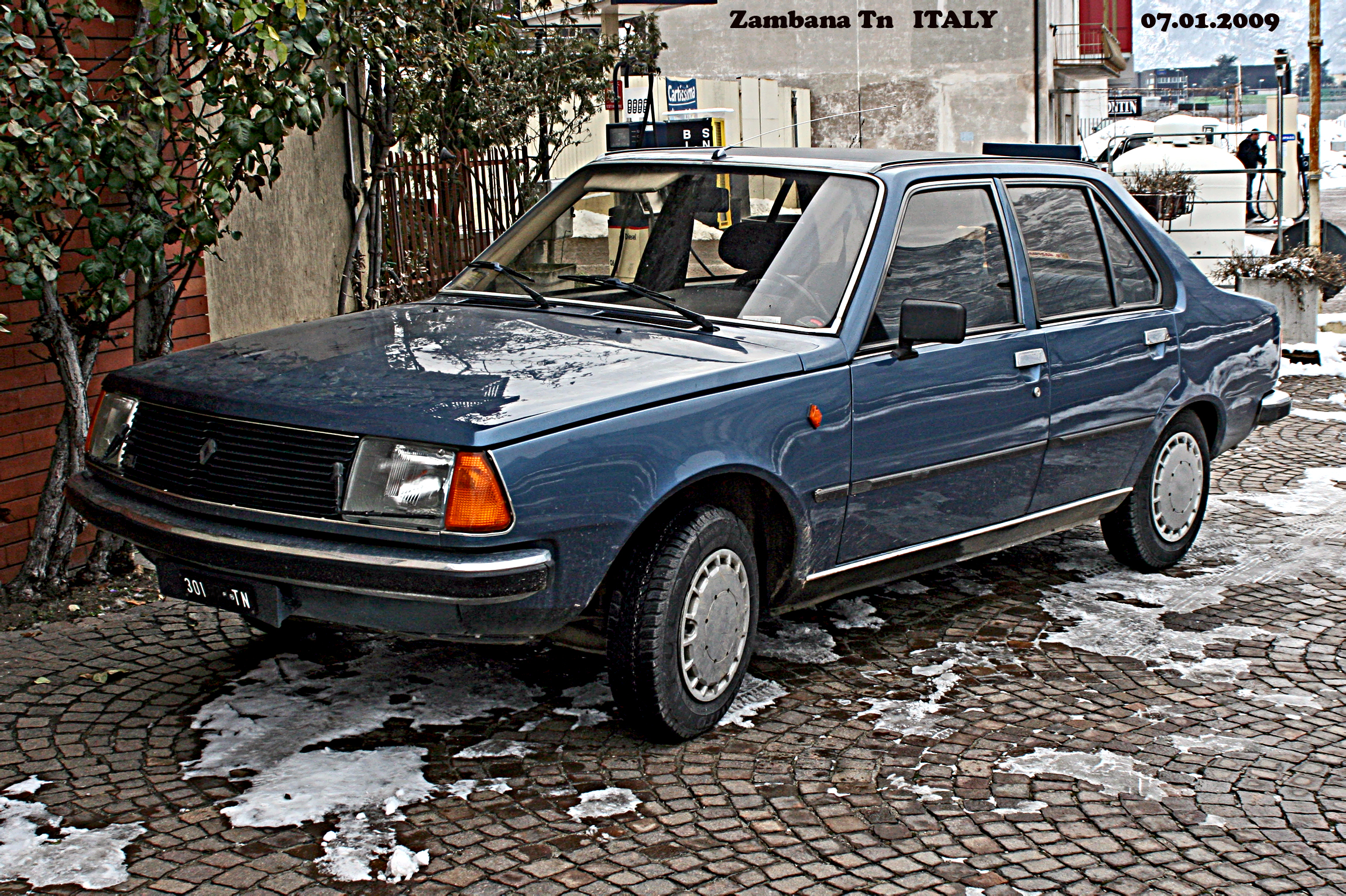 TopWorldAuto Photos  of Renault  18  GTL photo galleries