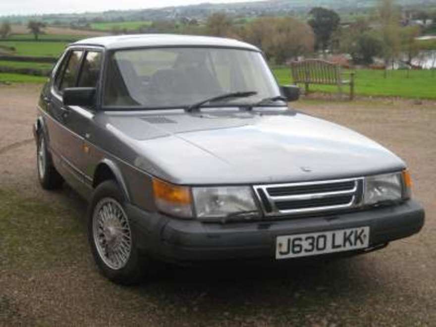 Sold or Removed: Saab 900 i 16v Classic 5dr Manual (Car: advert ...