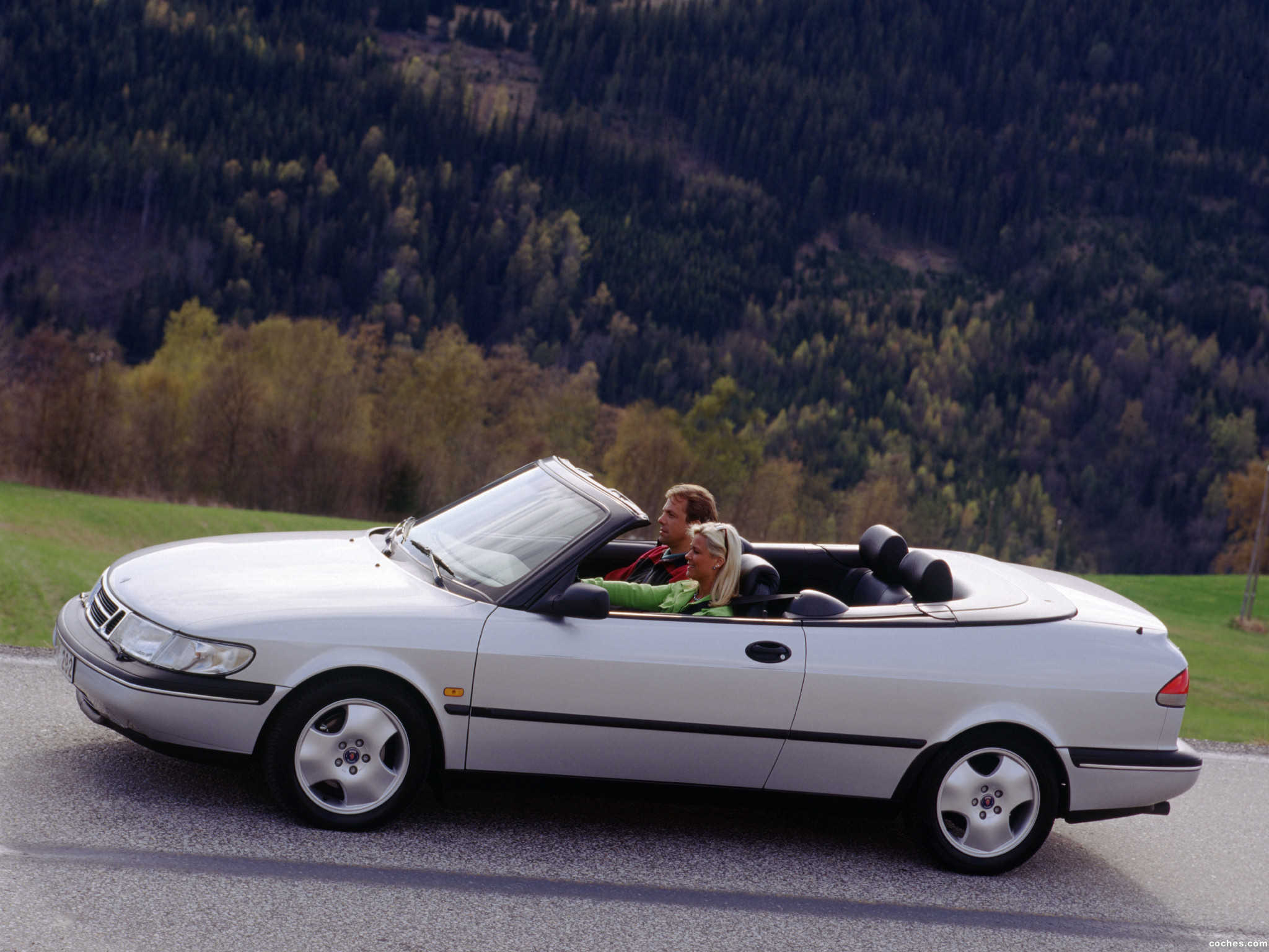 25 aniversario del lanzamiento del Saab Cabrio