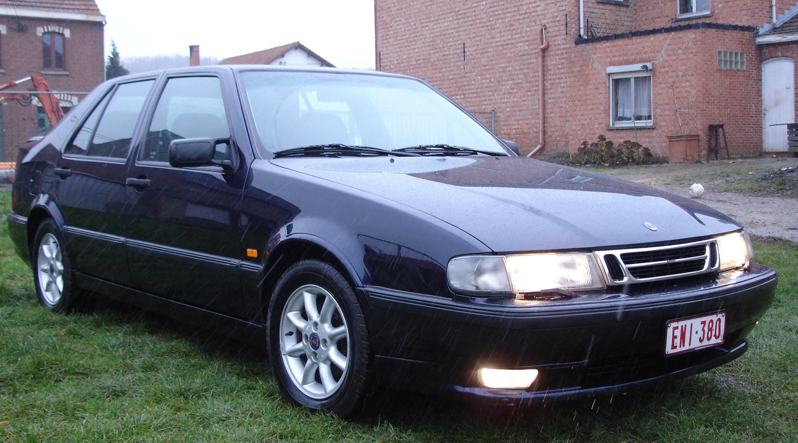 1997 Saab 9000 4 Dr CSE Anniversary Turbo Hatchback - Pictures ...