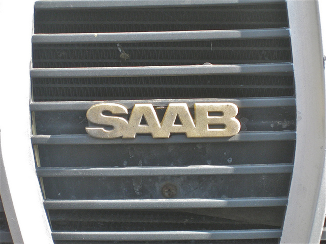 SAAB 96 GL V4 Super, 1979, emblem | Flickr - Photo Sharing!