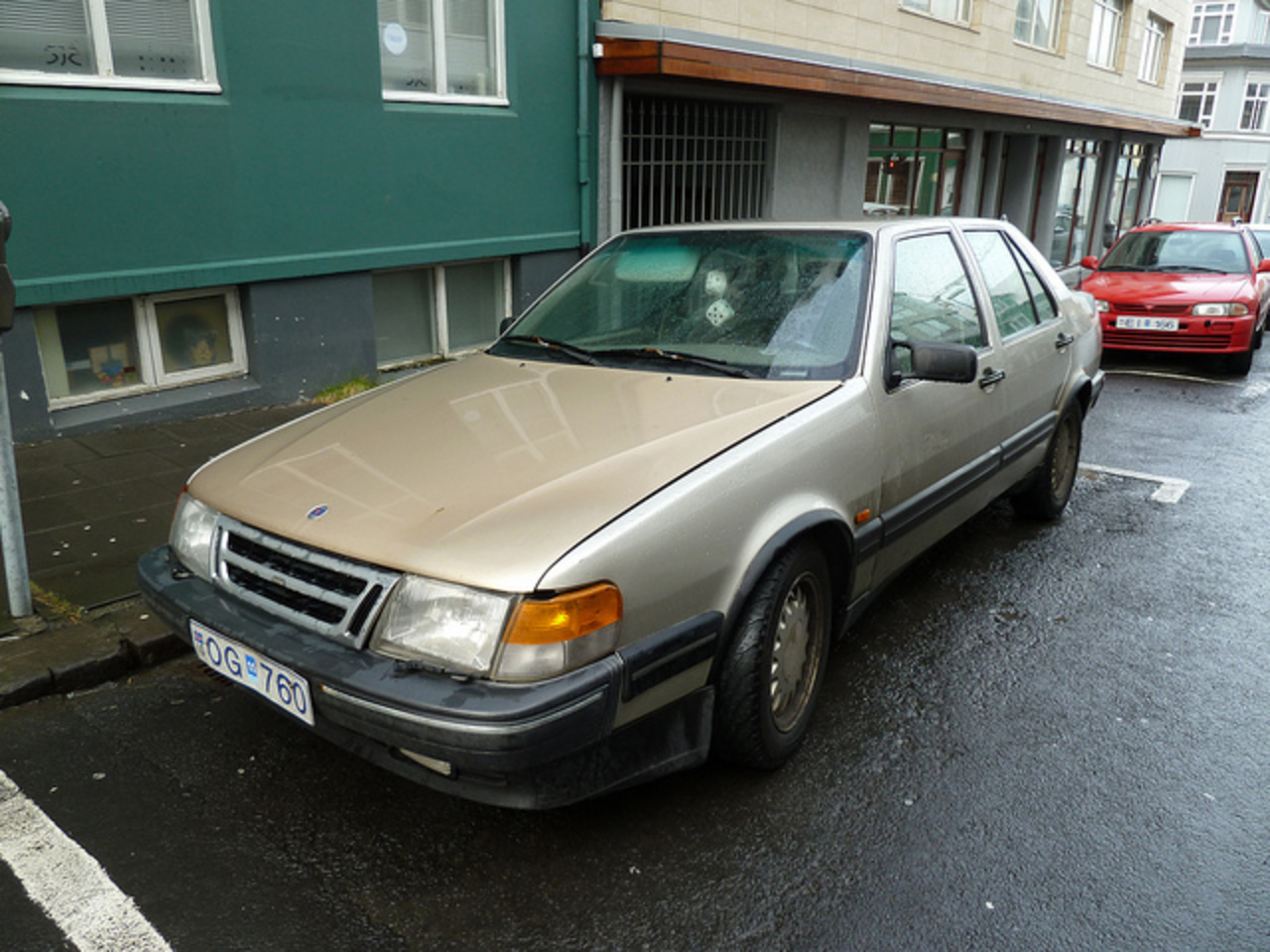Saab 9000 CDE, silver with gold bonnet/hood | Flickr - Photo Sharing!