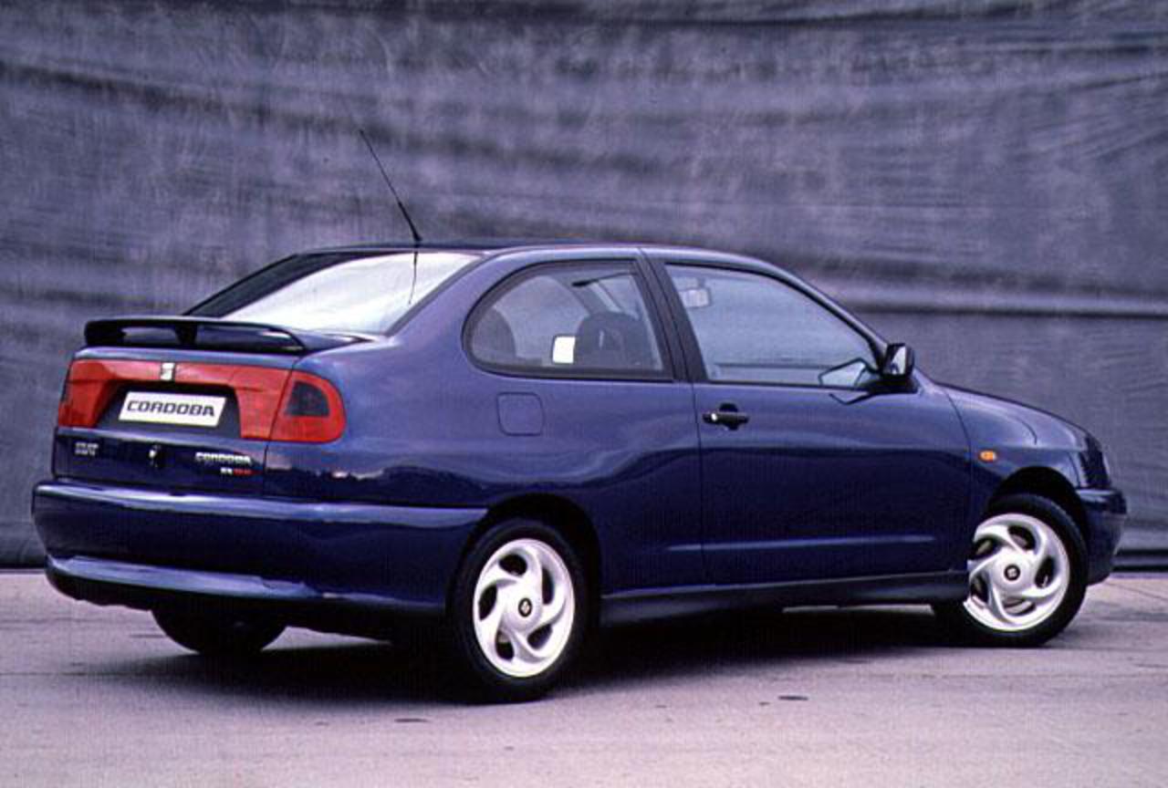 SEAT Cordoba SX 1.9 TDi 90 bhp 2-door coupÃ© 1996
